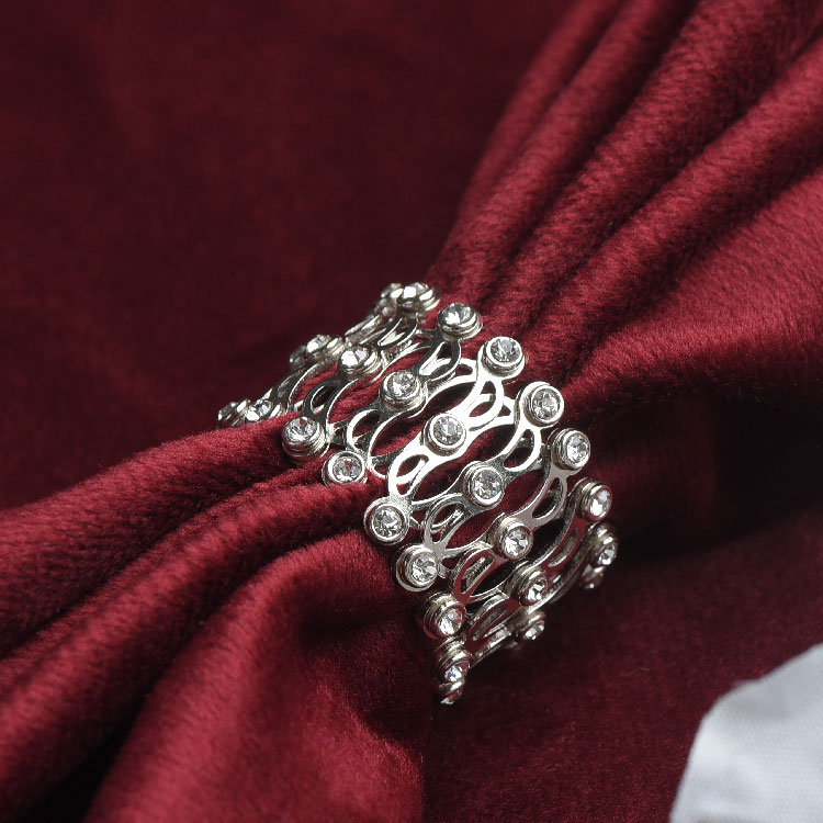 Retractable Ring Bracelet